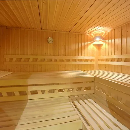 Haus Bergkristall 360w Semesterbostad Plangeross