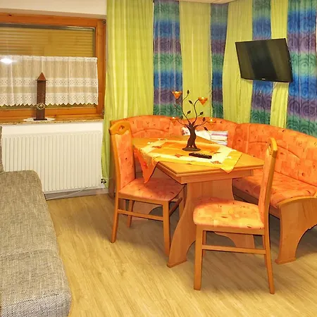 Prázdninový dům Haus Bergkristall 360w